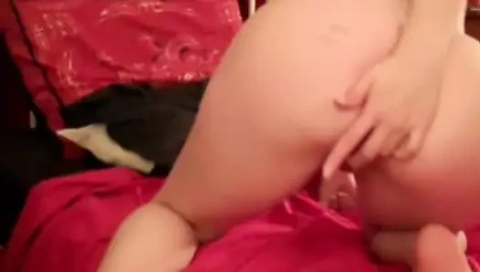 Curvy Girlfriend Home Alone Fun