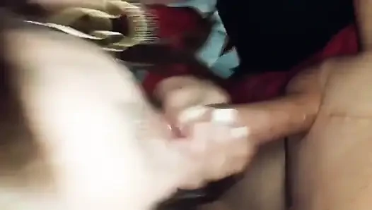 Erging und neckt ihn. Ich habe die Kontrolle über das, wenn er kommt!