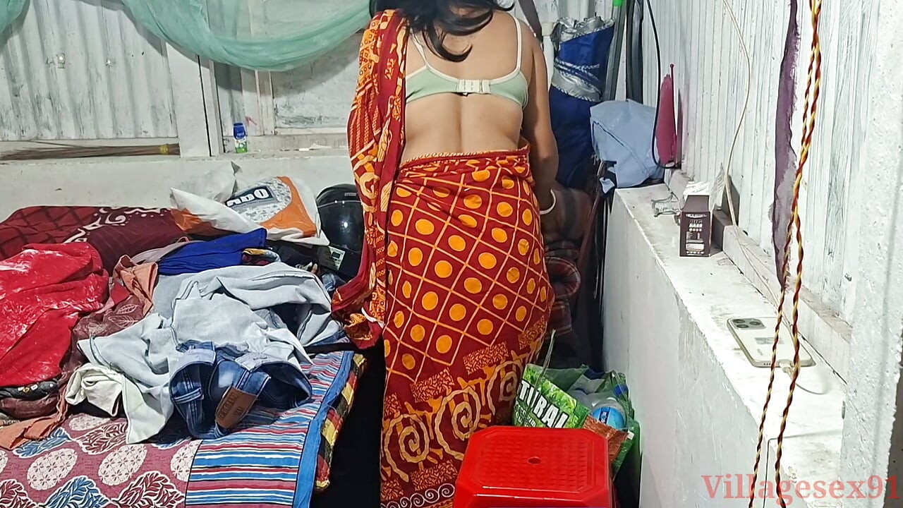 Mlada žena tvrdo analno