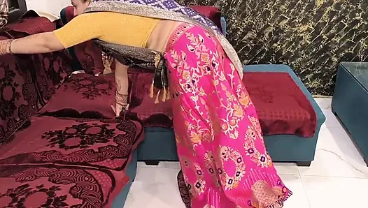 Puja si tante seksi india dientot habis-habisan sama pemburu india sampai mengerang keenakan