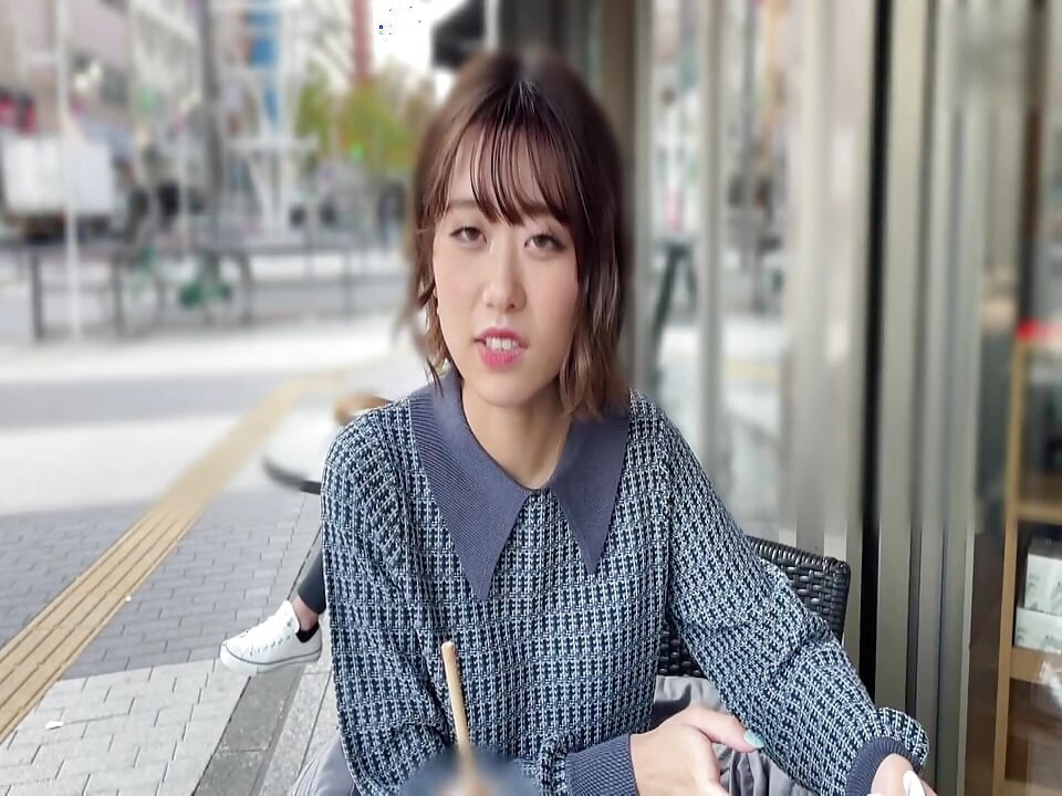A087G12拥有迷人可爱的脸庞，一个没有害羞氛围的活泼女孩，和一个令人难以置信的女孩，她在匹配的应用程序上获得狂野的性爱拍摄！