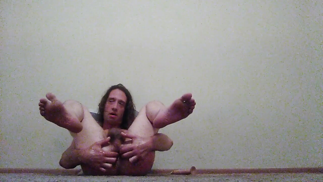 Hot Video of Sexy Transgirl asshole Spreading & Cumload (33)