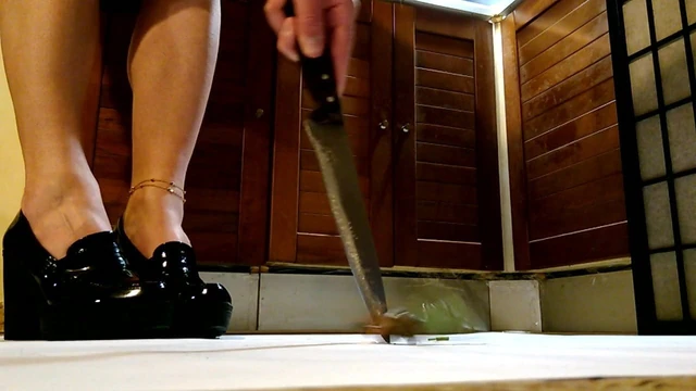 Sadic giantess secretary