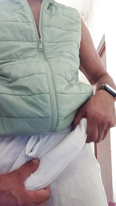 I Went to the Supermarket Like That, and People Kept Staring