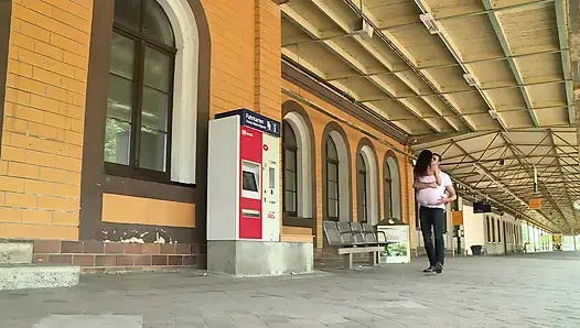 Outdoor-öffentliches Ficken Beobachtet Leidenschaftlich