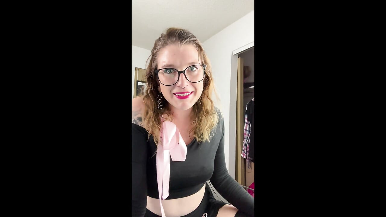 Pervy Stepsister Satisfies You