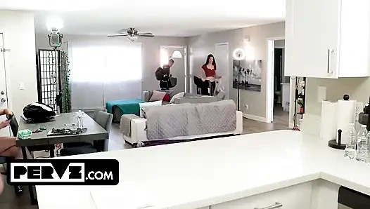 Kayıp görüntüler Fiona Frost ve Mochi Mona'nın yazılmamış dörtlü grup seks kaosu