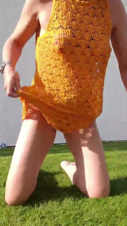 Nude Squirt outdoor | Clip 1