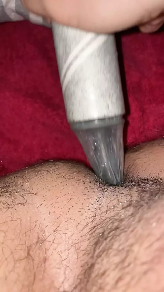 19 year old gay teen fucks herself with lint roller