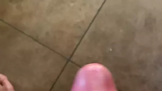 Obrovská nálož krémového spermatu