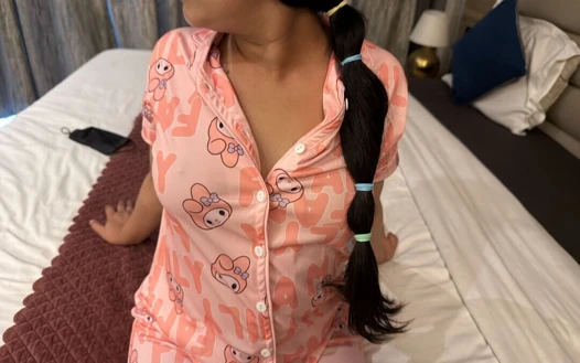 Gave my dick to the gamer stepsister to play with instead of the phone