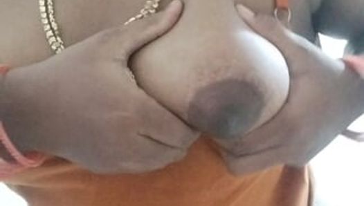 Chubby tamil aunty plays with 🍆in full mood