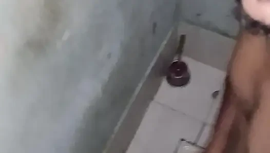 Srilanka banyoda mastürbasyon