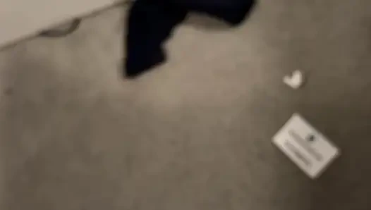 Yatak odasında tek başına eğlence