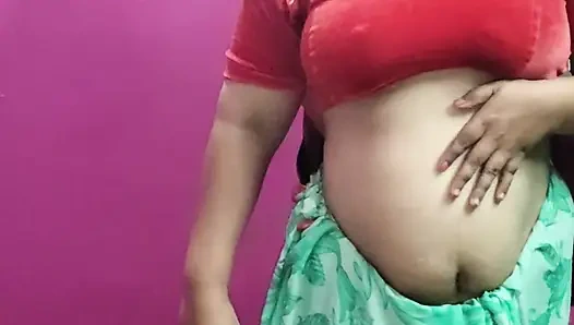 TAMIL HOT WIFE PRESSING SUCKING NEIGHBOUR FOR LUST