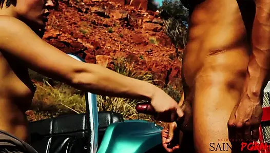 Jayme janes dientot habis-habisan di gurun pasir sampai telan sperma