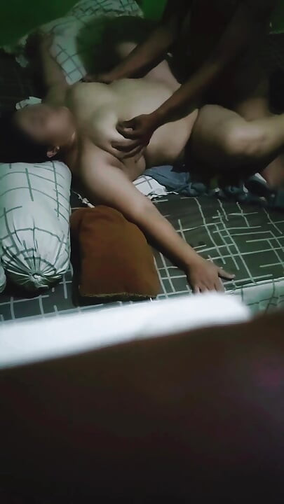 A Very Delicious Plus Plus Massage From My Husband's Friend. Until I Felt the Pleasure of Her Orgasm