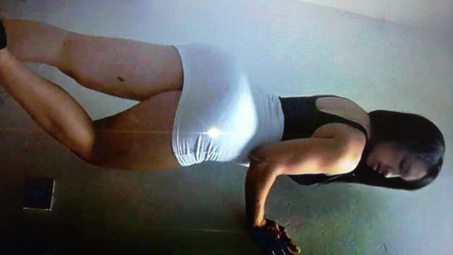 Gloria ( Fitness girl ) Cum tribute 01 Paraguay