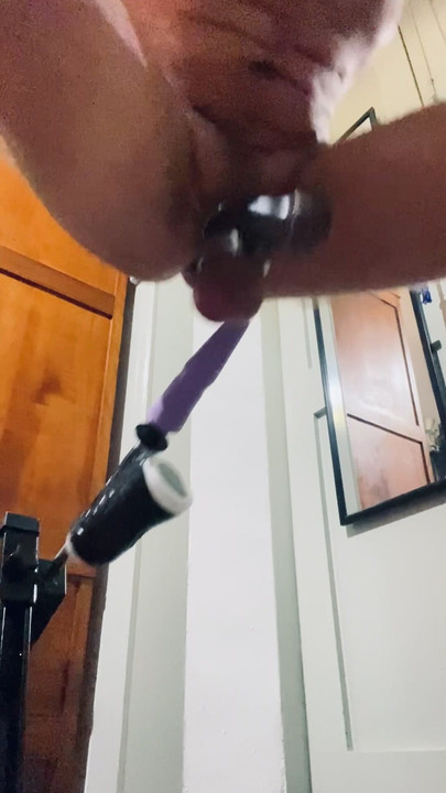 玩性爱机器的乐趣