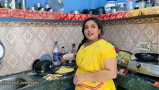 Pantatku dipuasin sama devar ji saat kami lagi karantina, kakak ipar india yang baru nikah, audio bahasa india