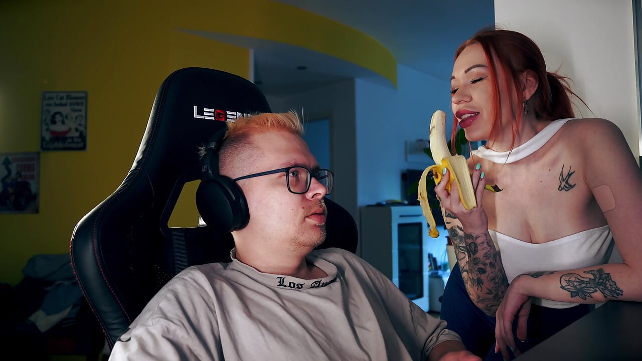 Stepmom Seduces Stepson Under Desk for Facial While He Games