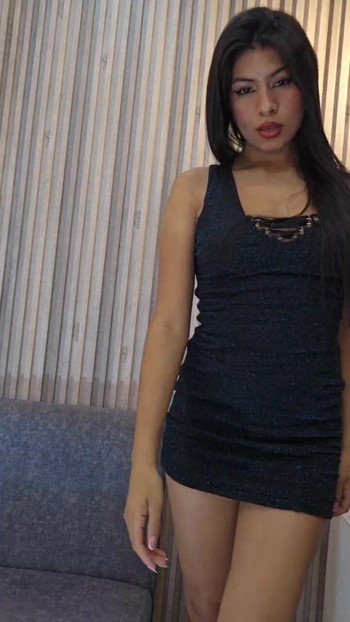 I'm very sexy today, don't you think? 🥰