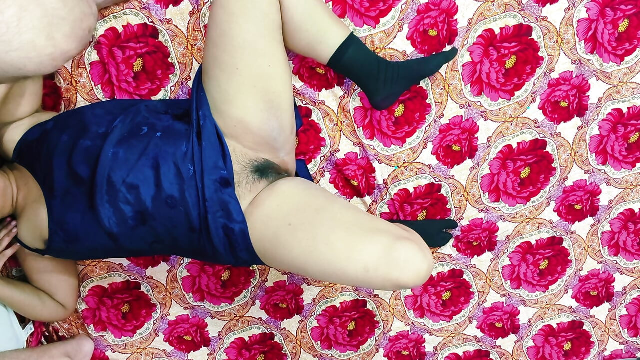 Blue dress girlfriend pusssy fucking hordcore Desi Indian girl