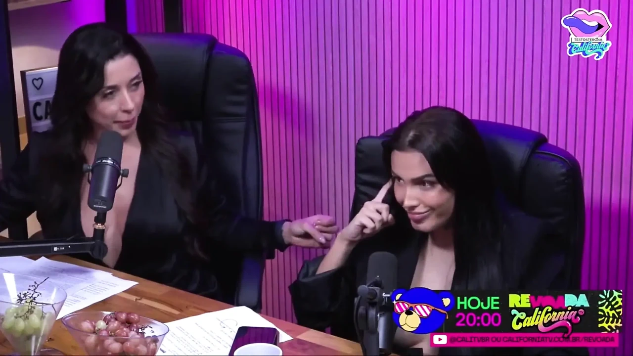 Podcast Revoada - Beatriz Miuky