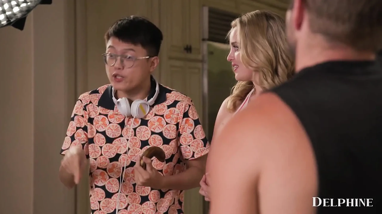 Behind the Scenes: the Assistant Director Loves People (ep1)