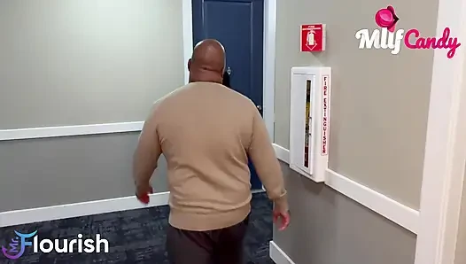 MILFCandy Skit The Elevator: Nicole Parker and MrFlourish