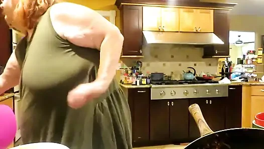 BBW Heat in the Kitchen