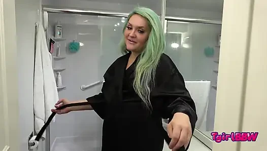 Trans iri güzel kadın Natalie Presley yaramazlık yapıyor!