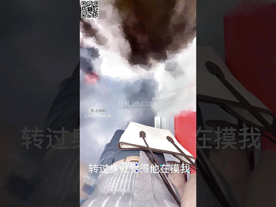 Я наткнулась на подкрался в метро. Я так убился сейчас.
