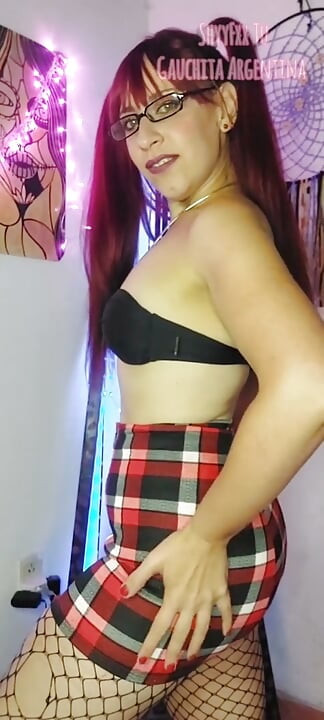 Shyyfxx Your Best Friend Makes Your Cock Hard with Her Glasses and Dancing! Role Play P1