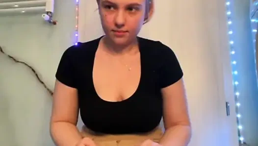 Jucielussie анальный трах пальцами и анальный плаг