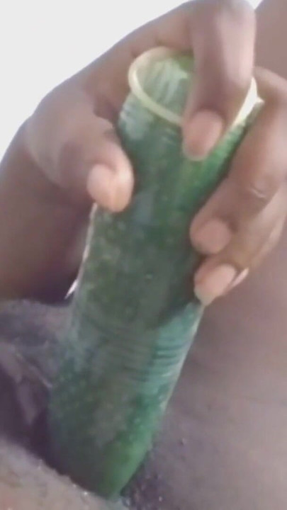 Schönes vollbusiges teenie-mädchen Penelope Kay mit hungriger enger muschi | Clip 1