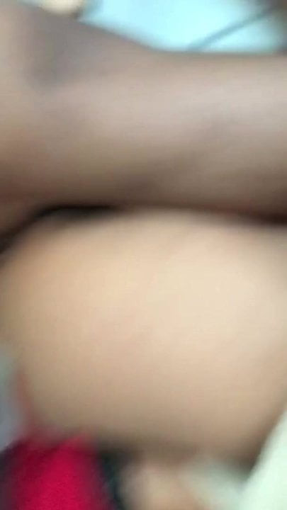 Big booty Side Strokes