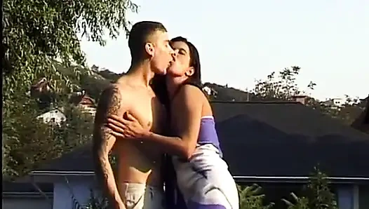 Bintang porno terkenal ITA yang menikmati sampai mereka lupa siapa mereka