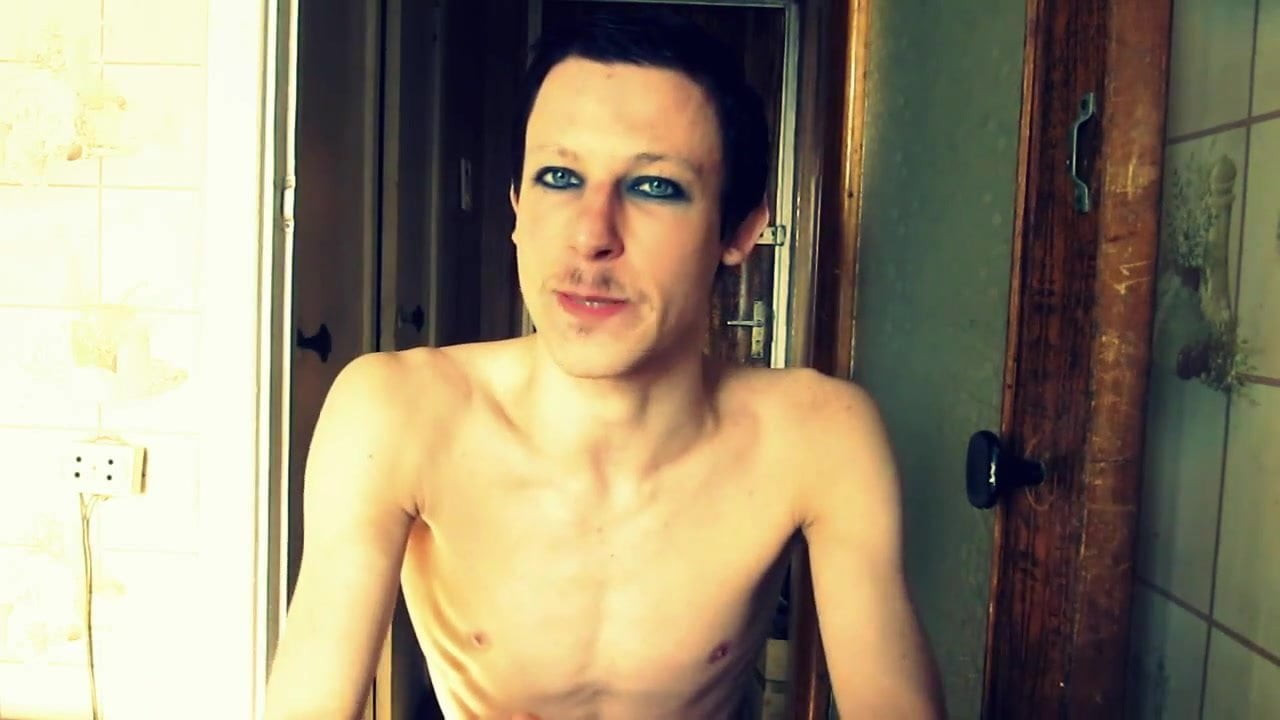 TWINK IS ALWAYS HUNGRY FOR RAW COCK