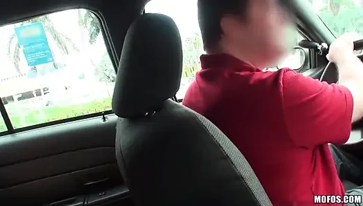 Ich weiß, dass dieses mädchen - reitet schwanz für taxi-tarif
