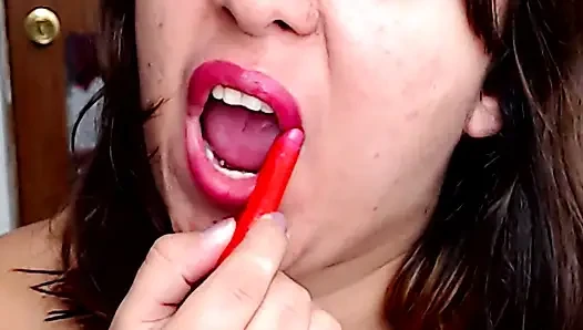 Ruj, öpüşme ve oral seks