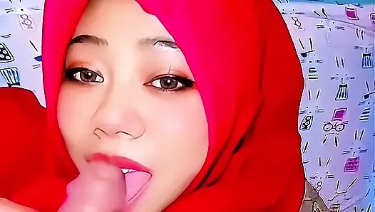 Tanteku lagi asik ngentot kontol sambil dudukin kontol