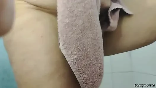 Meine Stiefmutter bat mich, nach der Dusche beim Aussuchen der Unterwäsche zu helfen
