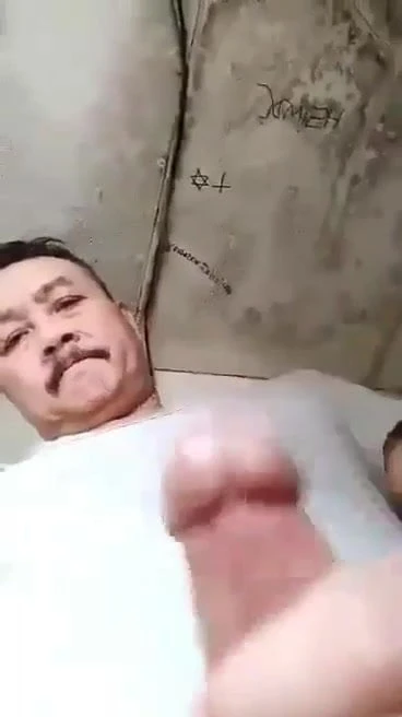 Gay trung nien rau ria men ly Viet Nam.