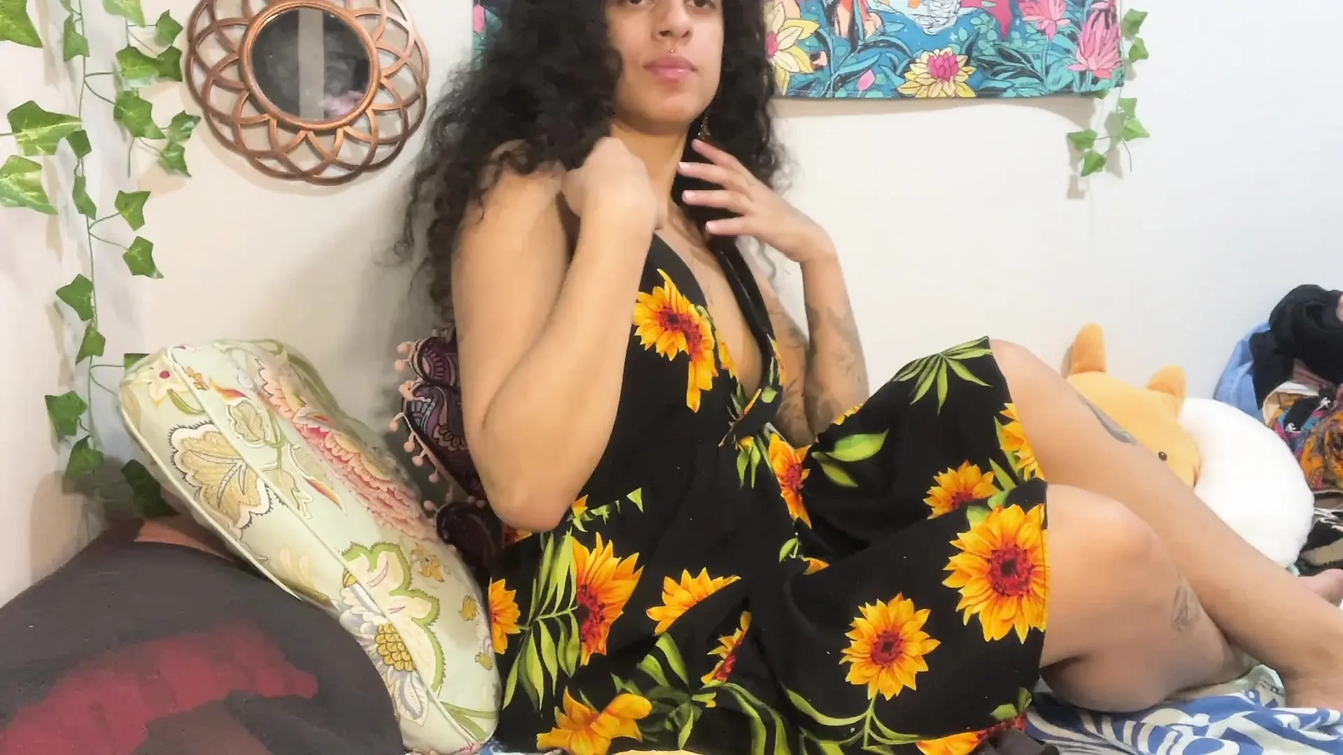 和阴毛浓密的女神一起吃早餐