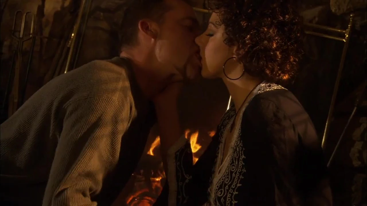 Nasty brunette loves to be fucked