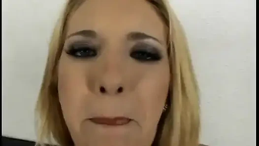 Randy cock sucking blonde slut takes dick in her wet cunt