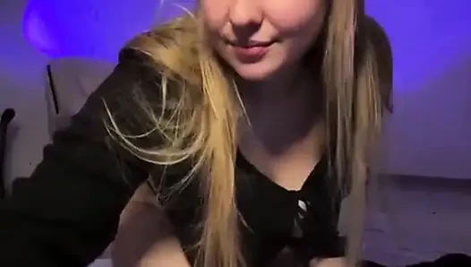 Bbw jucielussie masturbiert so hart