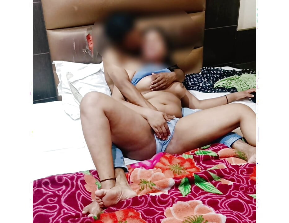 The pleasure of talking dirty to your boyfriend and rubbing your pussy with his hands