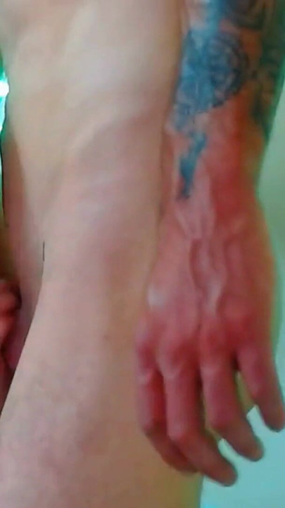 This delivery guy I convinced to climb into my room and give a blowjob! What a wonderful cock! | Clip 1